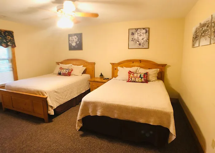 Briarstone Lodge Condo 13B By Eden Crest